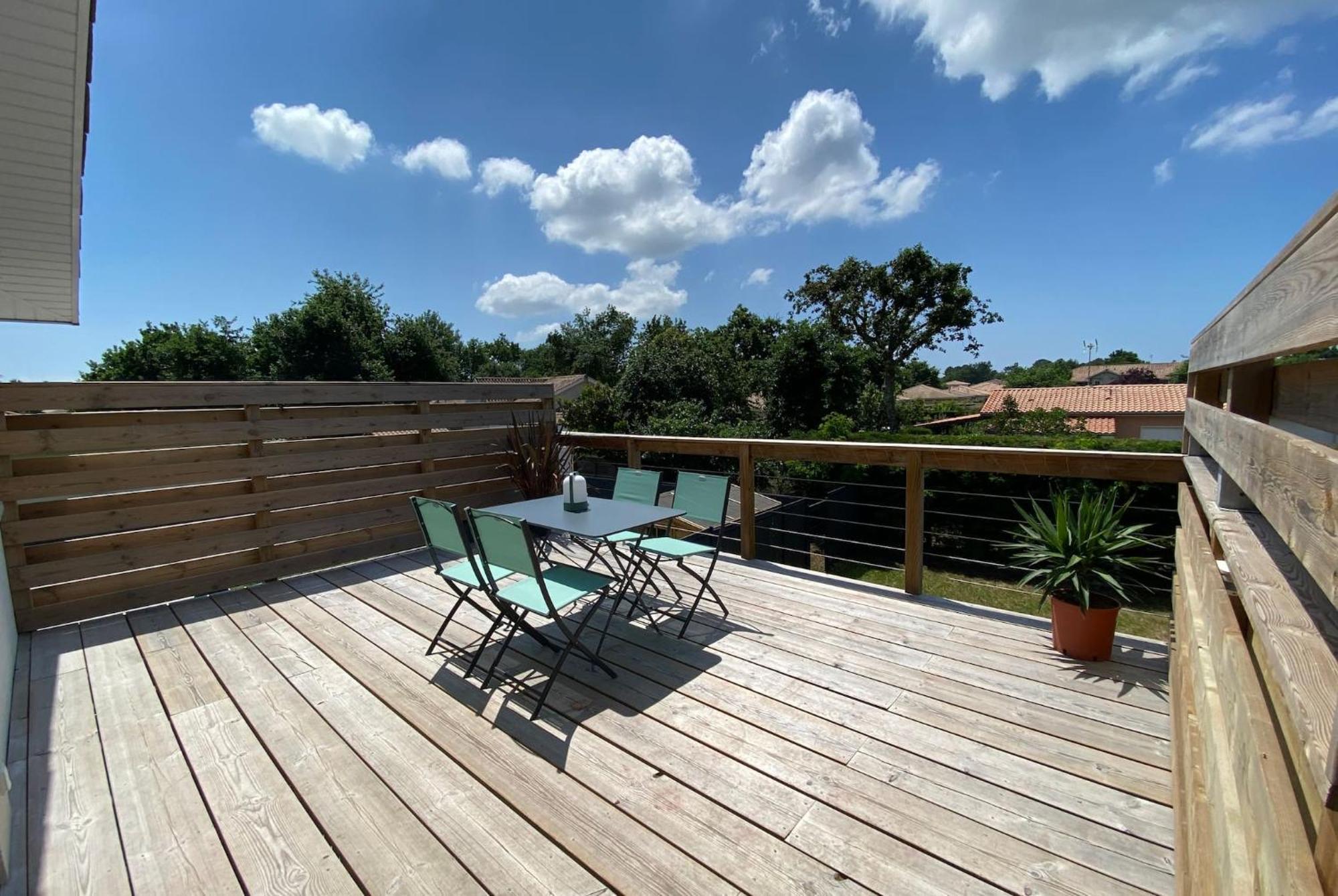 Appartement Des Pignons A Lege Bourg Екстериор снимка