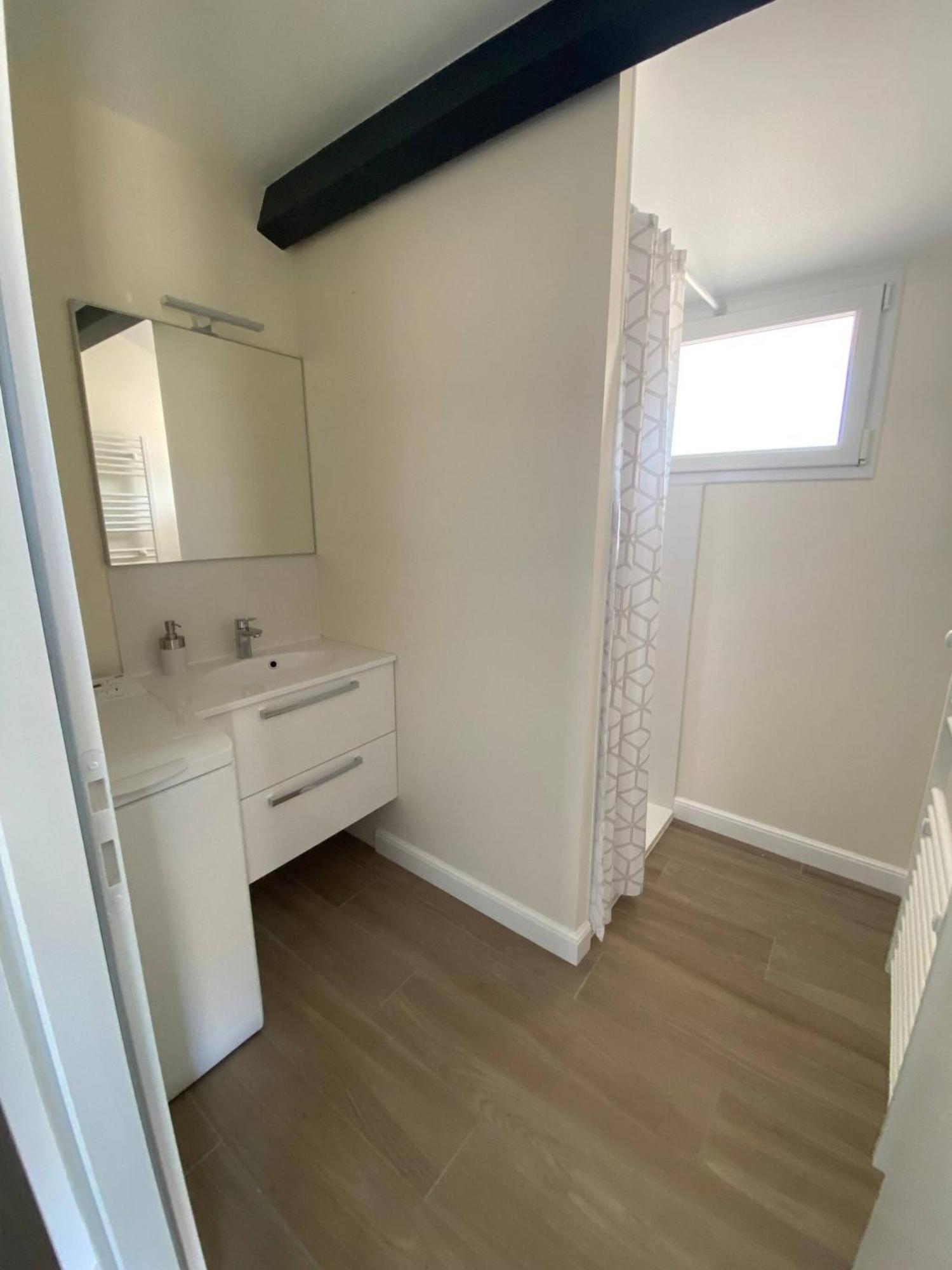 Appartement Des Pignons A Lege Bourg Екстериор снимка