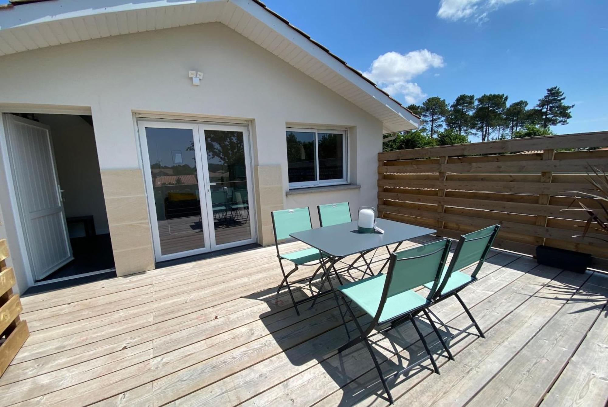 Appartement Des Pignons A Lege Bourg Екстериор снимка